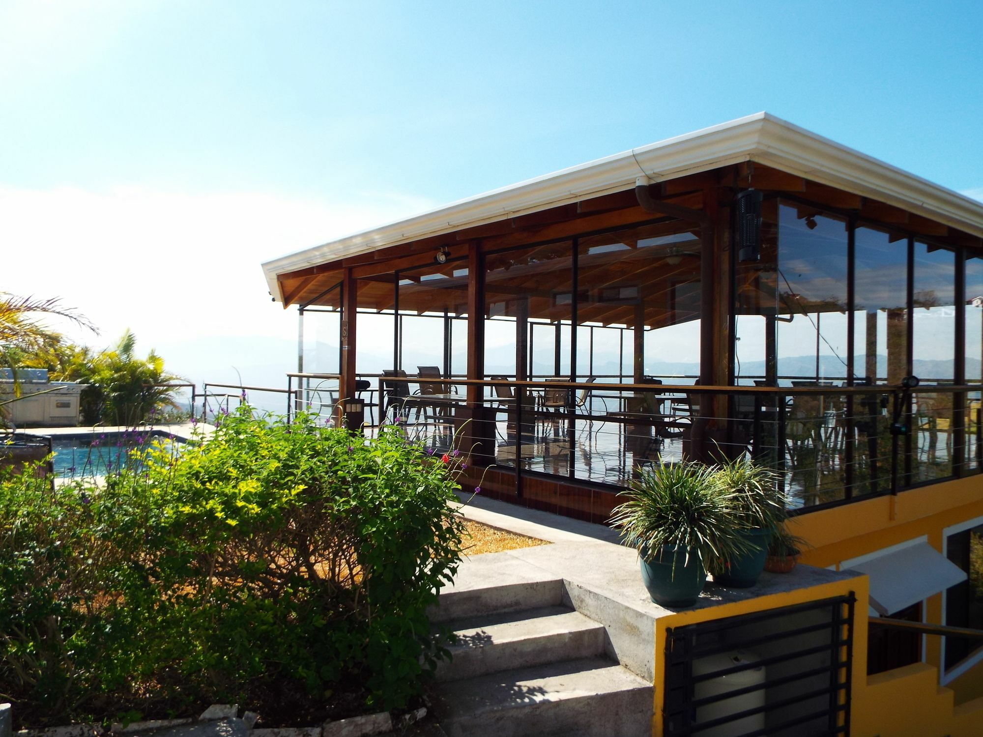 Barons Resort Atenas Exterior photo