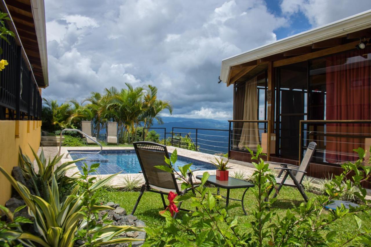 Barons Resort Atenas Exterior photo